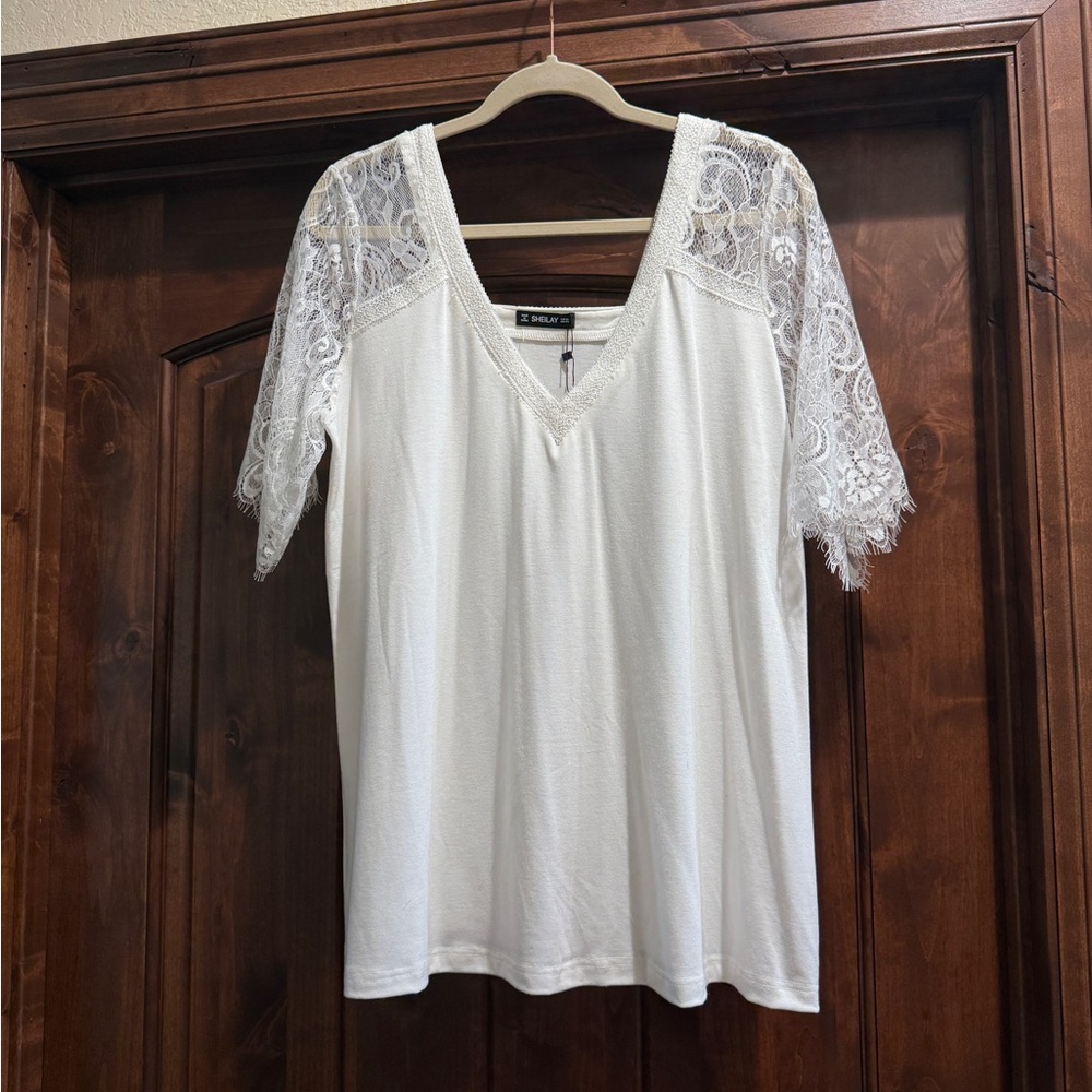 Elegant White Lace Sleeve Top